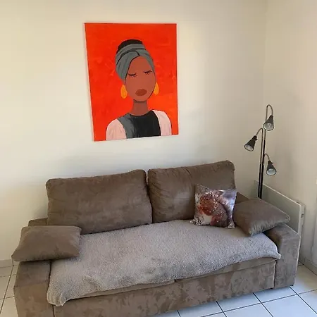 아파트 Les Jardins De Theo